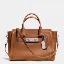 Fashion Women Real Coach Swagger Carryall In Pebble Leather